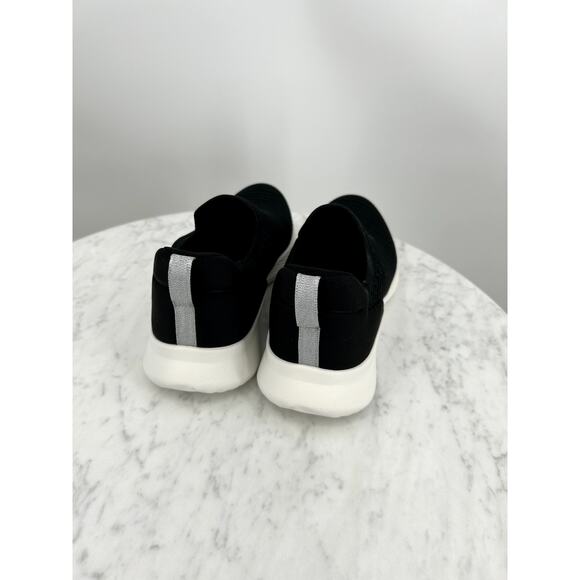 NEW Naturalizer Elite Black Sporty Slip-On Casual Sneakers Women’s 10 - Picture 3 of 8